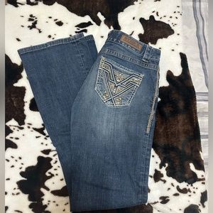 Rock and roll cowgirl jeans. Size 28x34.